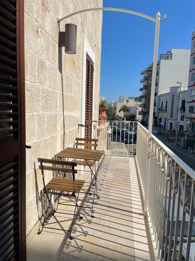 Casa Oberdan Lägenhet Monopoli Exteriör bild